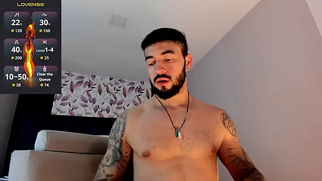 Онлайн чат XXX MarkWalker__