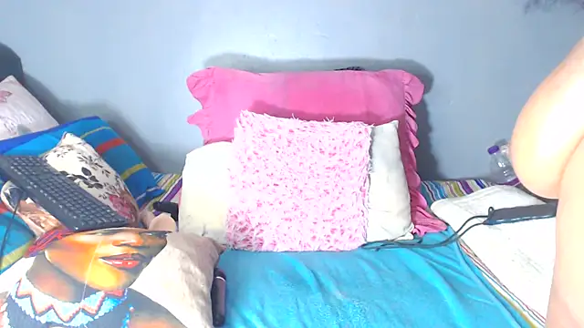 KinkyTall85 – live chatrum