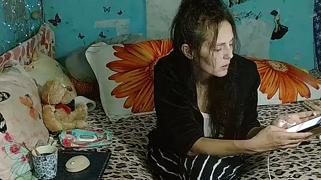 brighteyes77 élő XXX-chatje