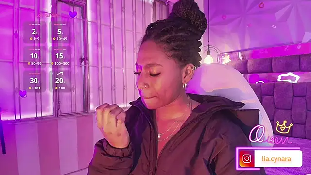 Queen_perla_'s Live XXX Chat