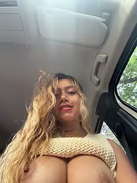 Chat +18 de amanda-medrano1 ao vivo