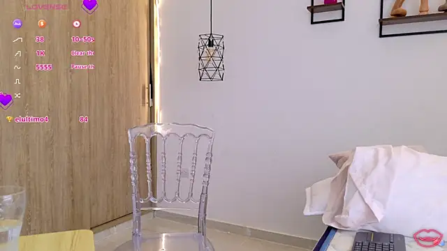 Lindsycarter's Live XXX Chat