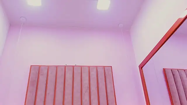 Zoe_MonrowのライブXXXチャット