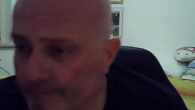 Alexis_Bull: απευθείας συνομιλία ΧΧΧ