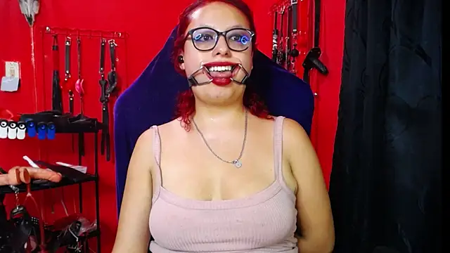 Chat XXX ao vivo de SloppyBdsm_Rubi