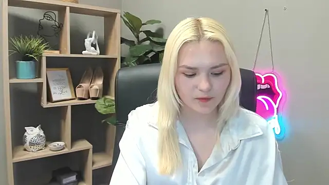 SweetLilyxo 라이브 XXX 채팅