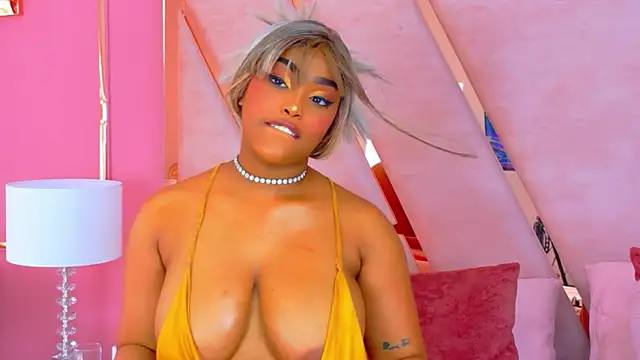TiannahGlow Live XXX-Chat