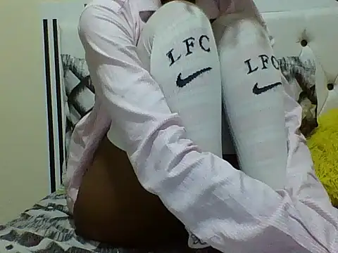 cute_pie200's Live XXX Chat