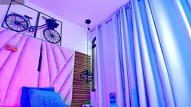 KimberlyFox_t's Live XXX Chat