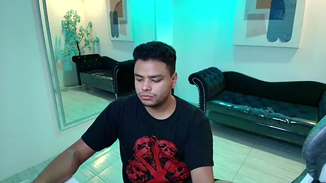 دردشة TarlyWho الجنسية المباشرة