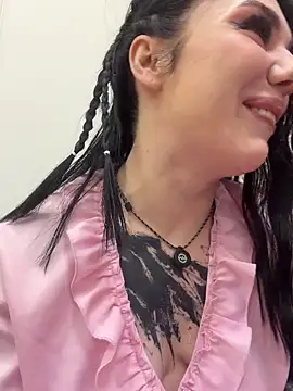 MaeveMoon Chat XXX in diretta