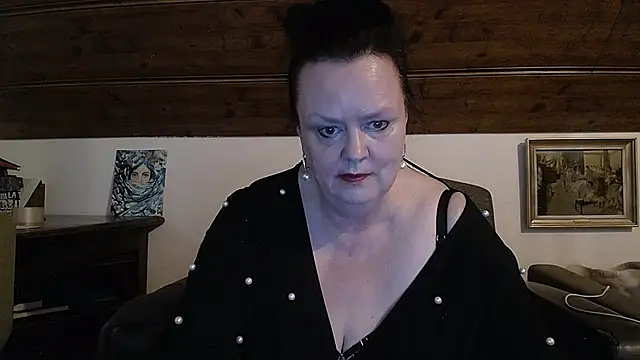 Онлайн чат XXX TiffanyMature