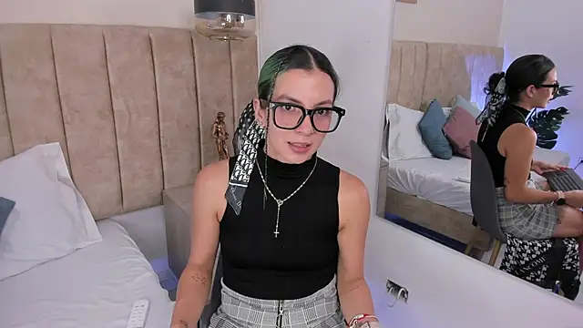 DinahCarter Chat XXX in diretta