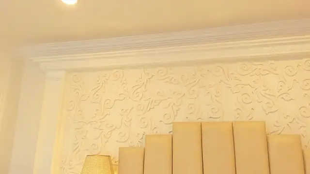 XXX chat uživo modela VioletaHills_