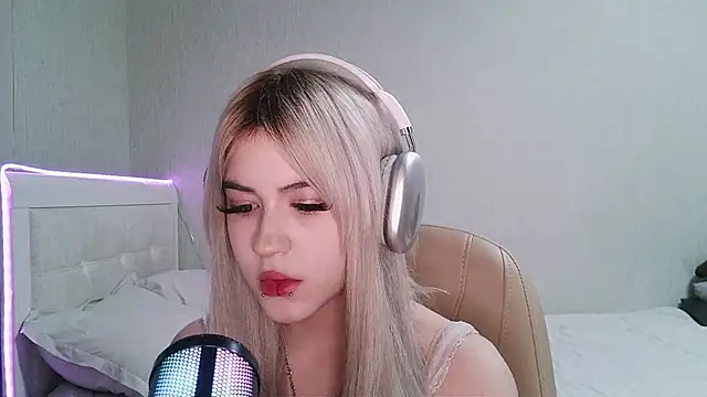 Chat +18 de lettiegray ao vivo