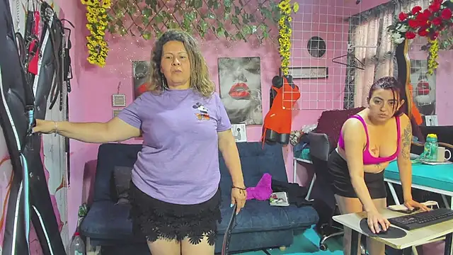 lesbiancuple's Live XXX Chat