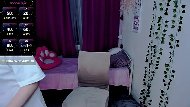 Chat +18 de Alexa_Lexi_ ao vivo