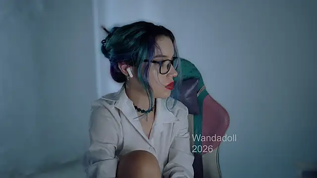 WandaDoll Adlı Modelin Canlı XXX Sohbeti