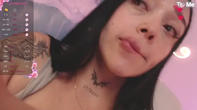 ViolettaHotLatin_ 现场XXX聊天