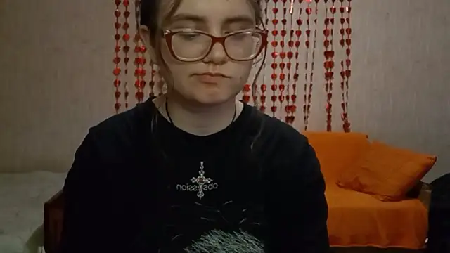 Chat +18 de Miyabeee ao vivo