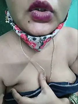 Ramya-hot-gueen 在線直播表演
