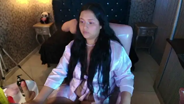 KamylaBiker's Webcam Show