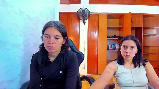 Вебкам-шоу Soffy_and_Emily