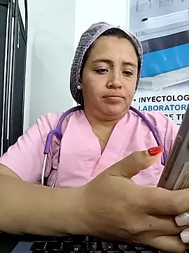 Czat XXX na żywo – Nurse_Alice-7