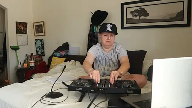 BellaBlueBBW Live XXX-chat