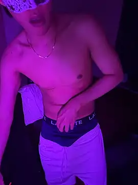 boyhigh1997: απευθείας συνομιλία ΧΧΧ