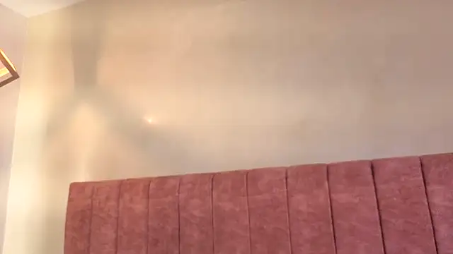 Sala de chat en directo de LOU_22_
