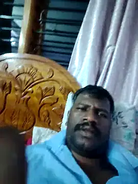 Paramkeerthi's Live XXX Chat