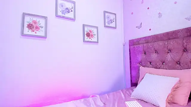 VeluniLiore Live XXX-chat