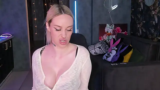Blckmirrorr's Live XXX Chat