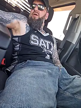 Beardedtattood Chat XXX live