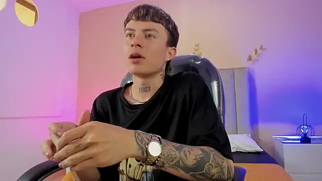 Chatroom XXX en direct de Nascary_Fox