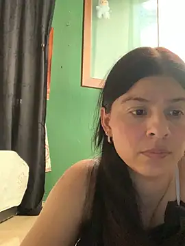 دردشة Estefani_32 الجنسية المباشرة