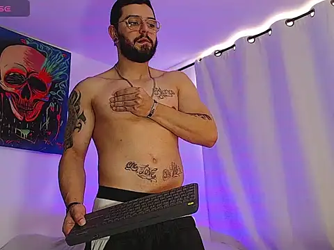 Axel_Stton Chat XXX in diretta