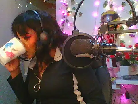 Anaconda2350のライブXXXチャット