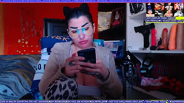 Živý XXX chat cuminmenowbbyx