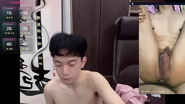 CouplingCry 在線直播表演