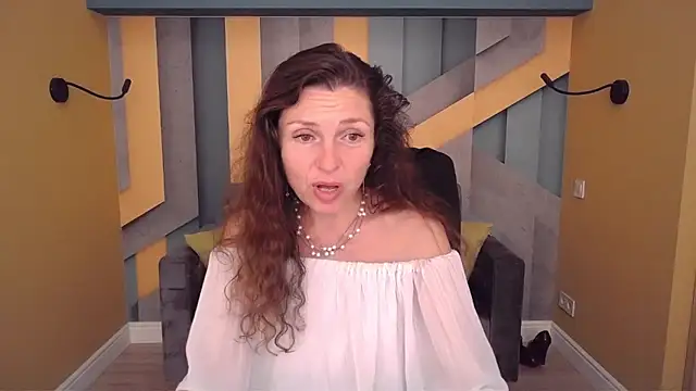 XXX chat uživo modela EllaLong