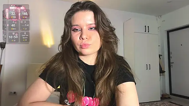 PonyChika's Live XXX Chat