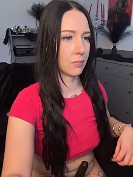 Trixie-Tainted Adlı Modelin Web Kamerası Şovu