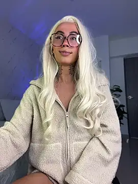 Chat +18 de miss_tatiana_ ao vivo