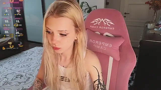 freiberggg's Live XXX Chat