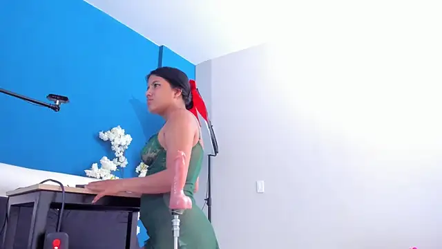 letty_straus 现场XXX聊天