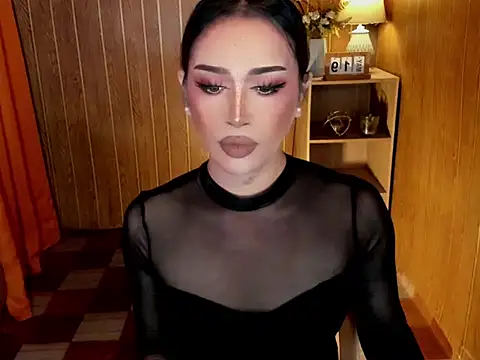 Show modela AsianBadz69 na web-kameri