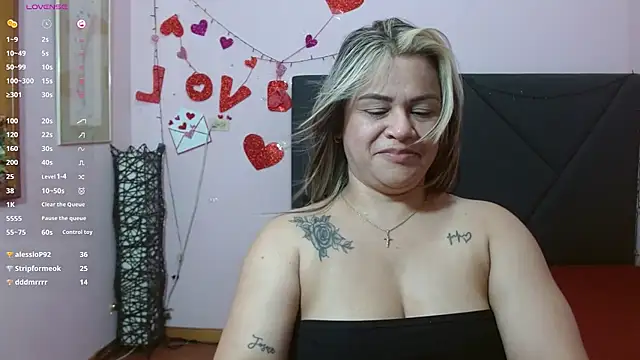 XXX chat uživo modela pamela_echeverria