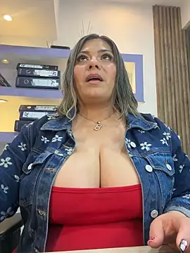 isabella_horney_'s Webcam Show